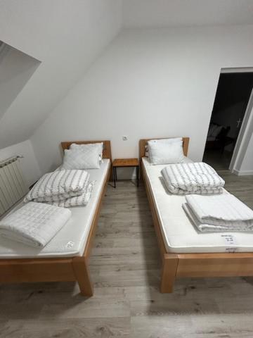Sleep And Fly Room'S By Dado & Lela Velika Gorica Exterior foto