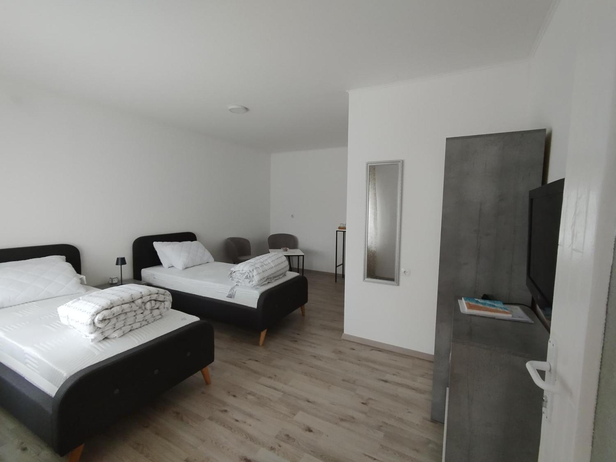 Sleep And Fly Room'S By Dado & Lela Velika Gorica Exterior foto